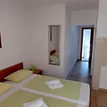 Casa de hóspedes And Stipe 3*