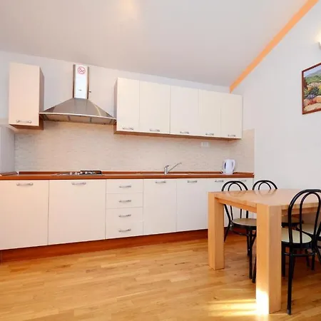 And Stipe Guest house 3*