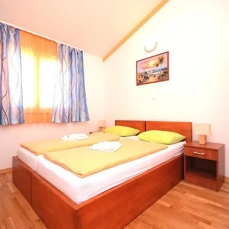 And Stipe Guest house 3*